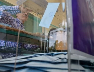 Exit Poll: ΝΔ 38% έως 42% – ΣΥΡΙΖΑ 26,5% έως 30,5% - Πέμπτη δύναμη η MεΡΑ25! - 6η η ΧΑ - 7η η Λύση